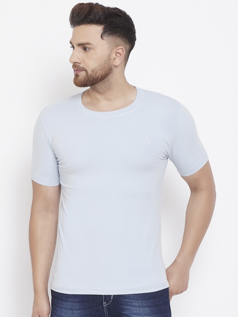

ALIZA Men Pastel Blue Solid Round Neck T-shirt