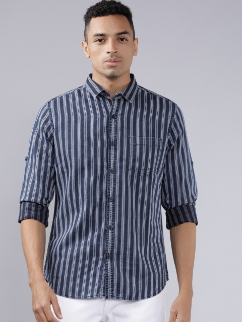 

Ecko Unltd Men Navy Blue & White Slim Fit Striped Casual Shirt