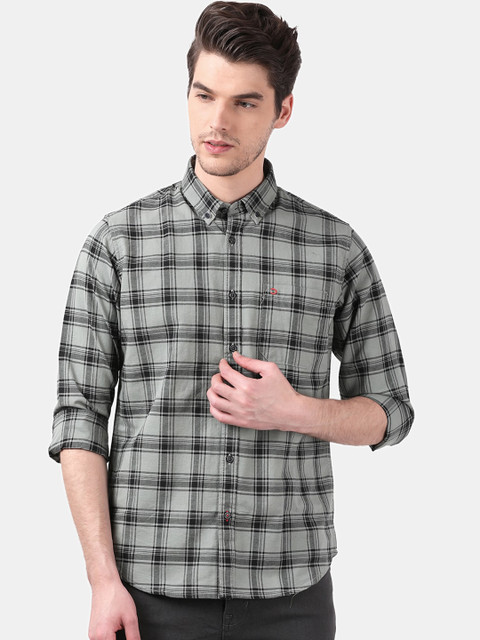 

DERBY JEANS COMMUNITY Men Green Slim Fit Checked Casual Shirt
