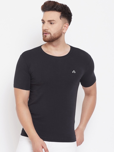 

ALIZA Men Black Solid Round Neck T-shirt