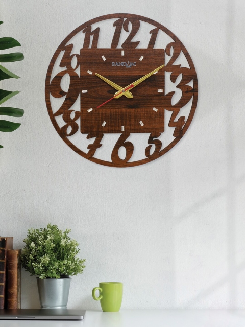 

RANDOM Brown Round Solid Analogue Wall Clock