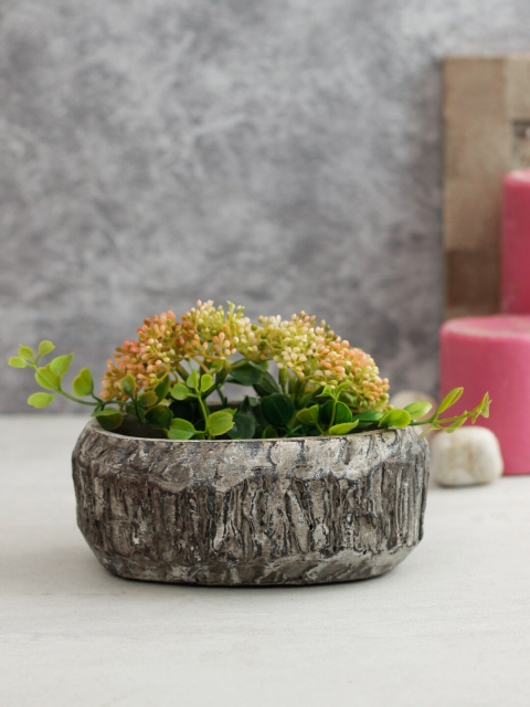 

Aapno Rajasthan Grey Oval Log Finish Ceramic Planter
