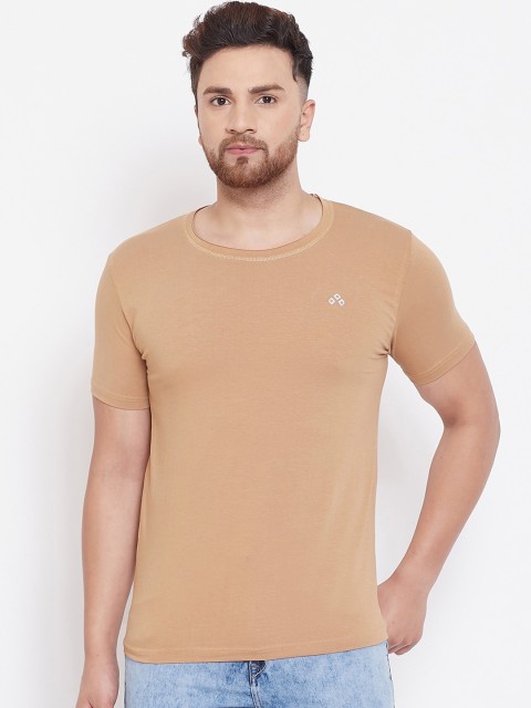

ALIZA Men Beige Solid Round Neck T-shirt