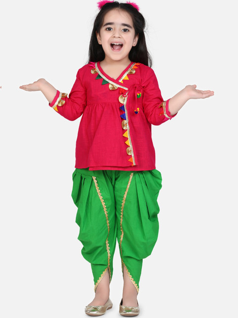 

BownBee Girls Pink & Green Solid Kurti with Dhoti Pants