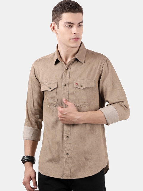 

DERBY JEANS COMMUNITY Men Beige Slim Fit Solid Casual Shirt