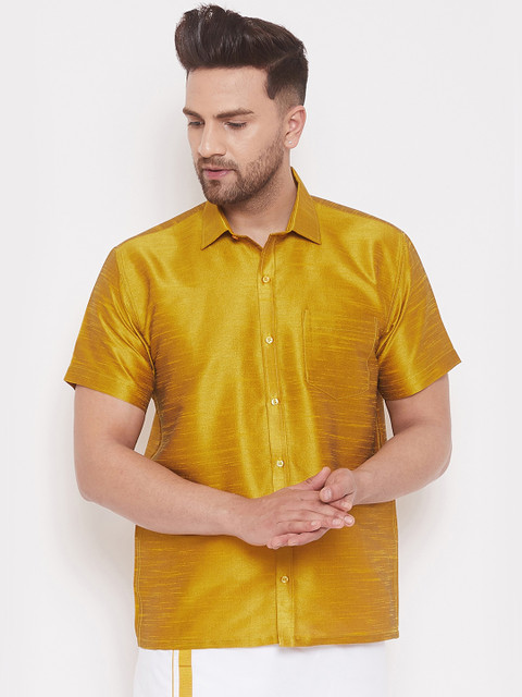

VASTRAMAY Men Mustard Regular Fit Solid Casual Shirt