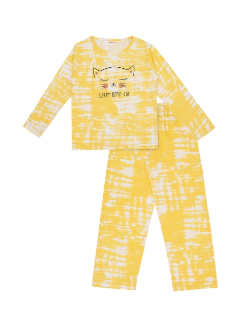 

RAINE AND JAINE Girls Yellow & White Printed Night Suit
