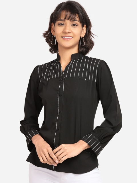 

Clothzy Women Black Solid Top