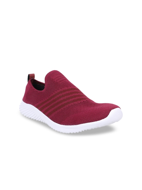 

Yuuki Women Maroon Walking Shoes
