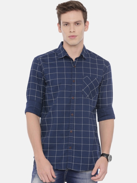 

William White Men Blue & White Slim Fit Checked Casual Shirt