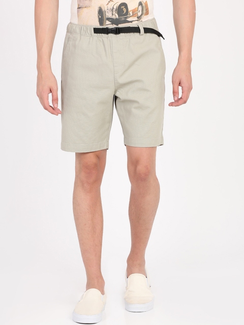 

Breakbounce Men Beige Solid Slim Fit Regular Cotton Shorts