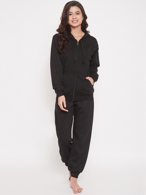 

Clovia Women Black Solid Night suit