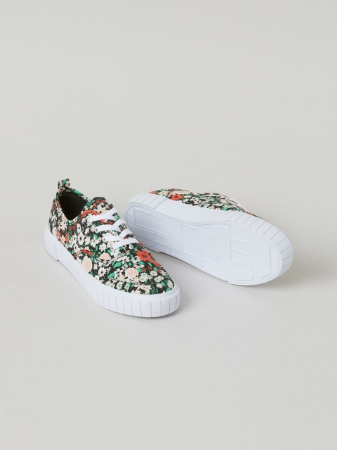 

H&M Women Black & Green Trainers