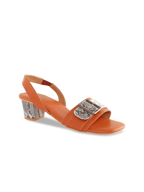 

Siendo Desi Women Tan & Grey Woven Design Sandals