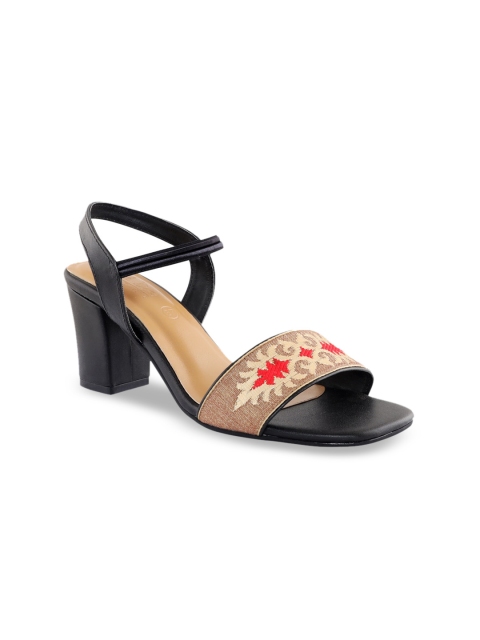 

Siendo Desi Women Black & Beige Woven Design Heels
