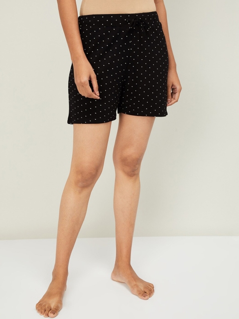 

Ginger by Lifestyle Women Black & White Printed Lounge Shorts