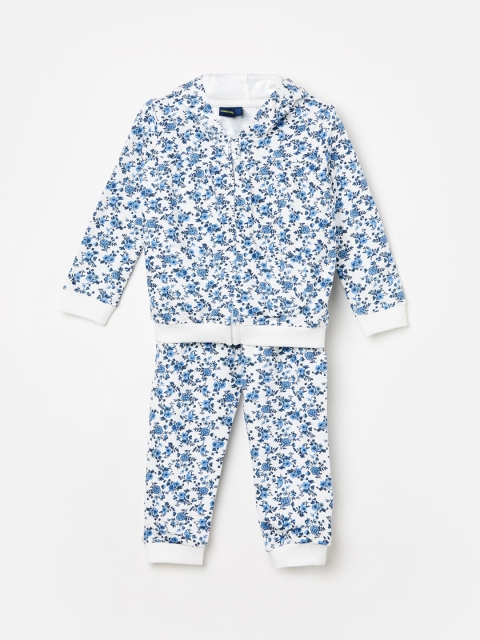 

Juniors by Lifestyle Infant Girls Blue & White Printed Clothing Set