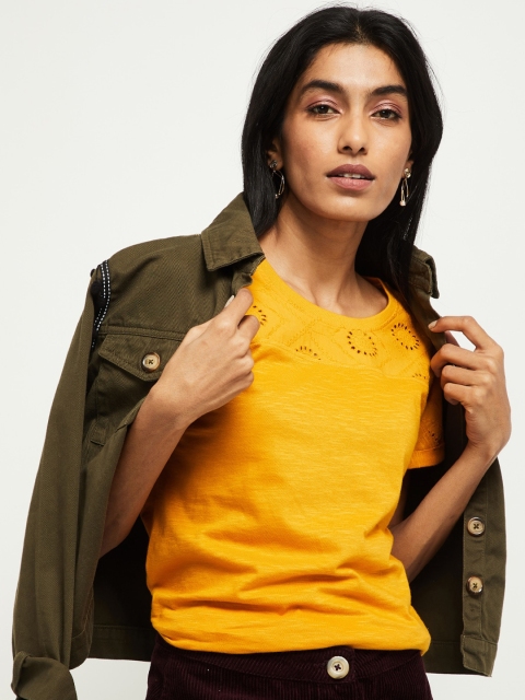 

max Women Yellow Solid Top