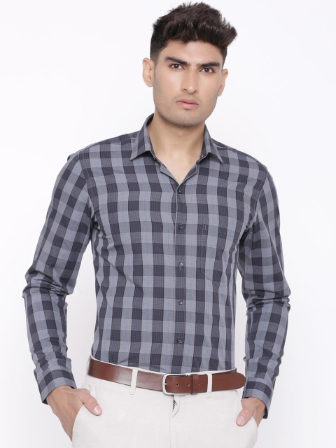 

Tistabene Men Grey Slim Fit Checked Casual Shirt