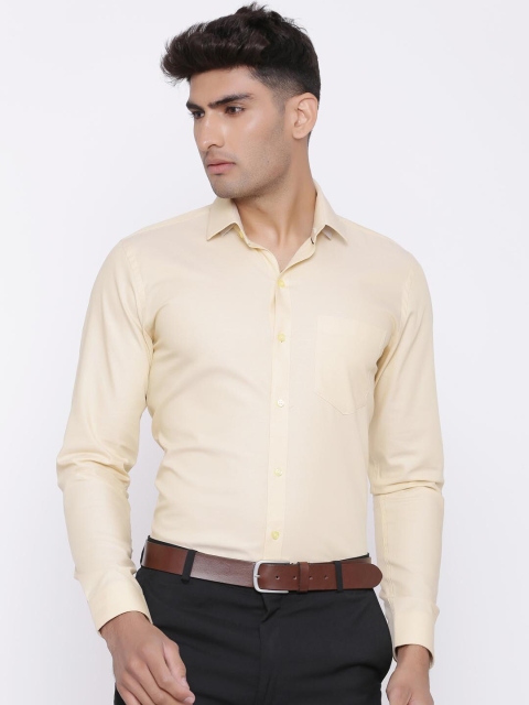 

Tistabene Men Yellow Slim Fit Solid Formal Shirt