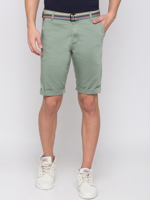

Globus Men Olive Green Solid Regular Fit Regular Shorts