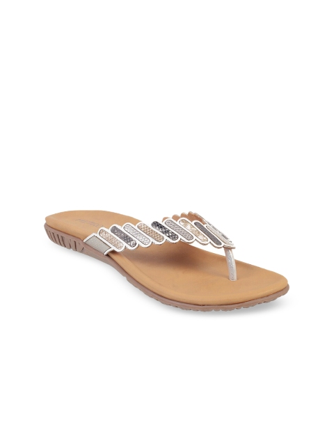 

Metro Women Silver-Toned Textured Open Toe Flats