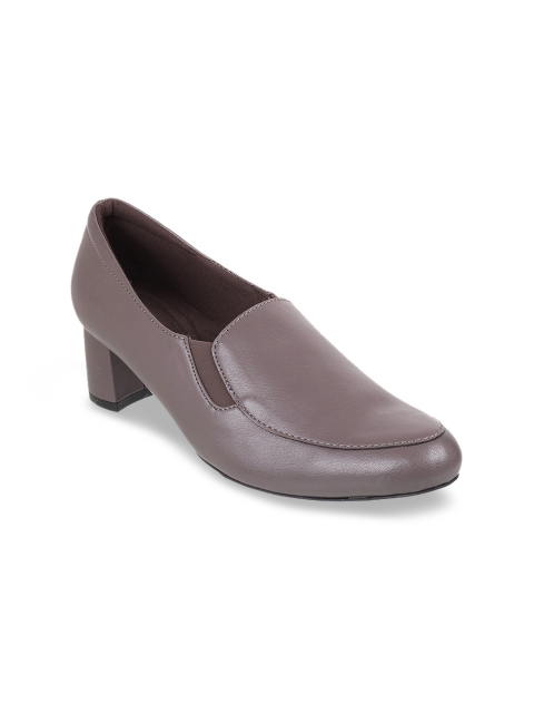

Metro Women Grey Solid Pumps