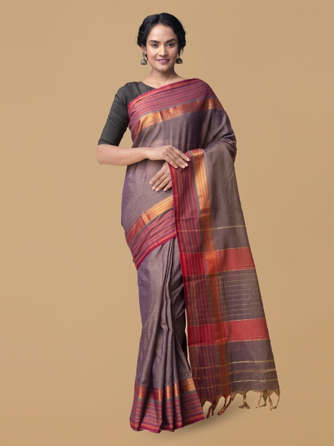 

Unnati Silks Bronze-Toned Pure Cotton Solid Narayan Peth Handloom Saree