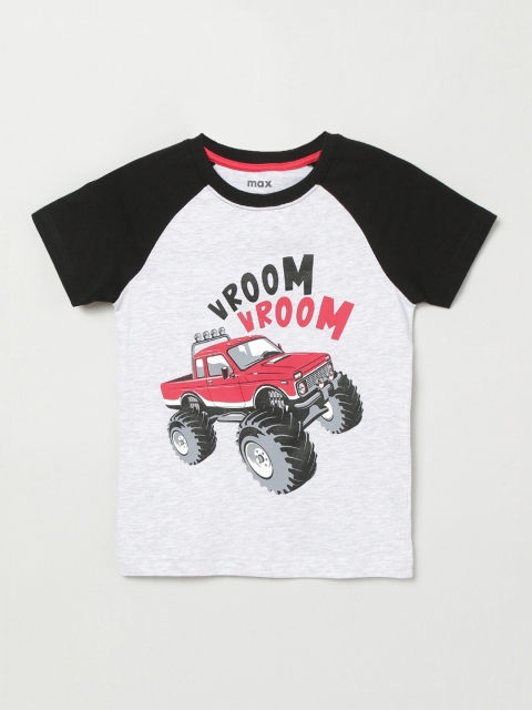 

max Boys Grey Printed Round Neck T-shirt