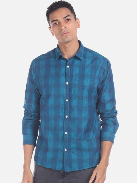 

Ruggers Men Blue Regular Fit Checked Casual Shirt