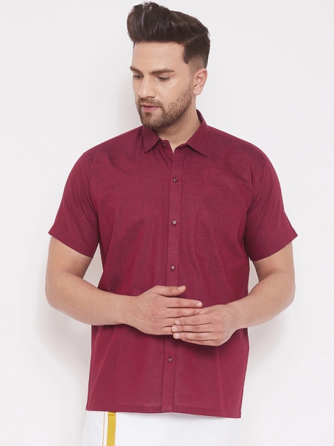 

VASTRAMAY Men Maroon Regular Fit Solid Casual Shirt