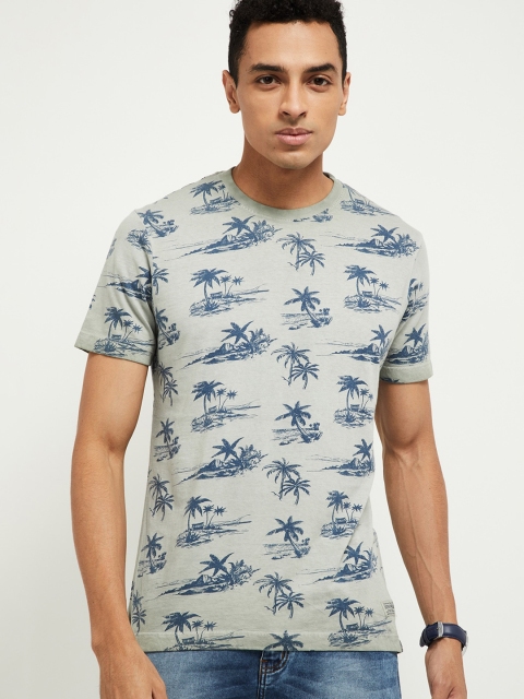 

max Men Grey Striped Round Neck T-shirt