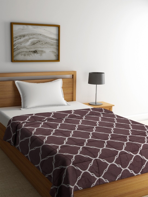 

BOMBAY DYEING Brown & White Abstract Mild Winter 550 GSM Single Bed Quilt