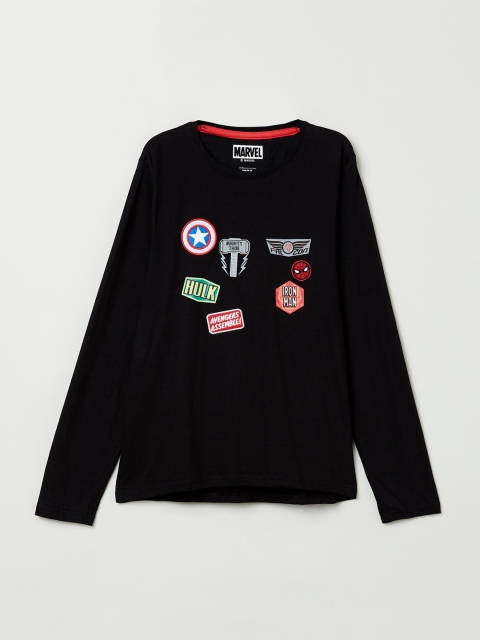 

max Boys Black & Red Printed Round Neck T-shirt