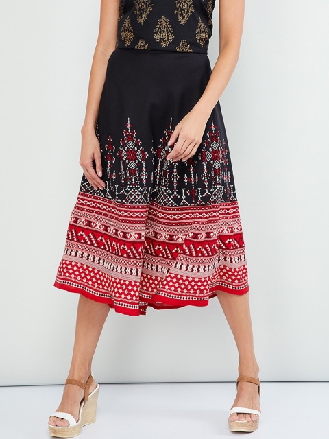 

max Women Black Printed Flared Palazzos