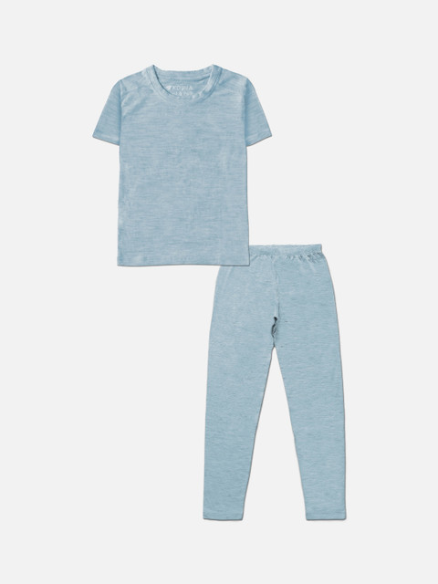 

Kosha Boys Blue Solid Merino Wool & Bamboo Full Sleeves Thermal Set