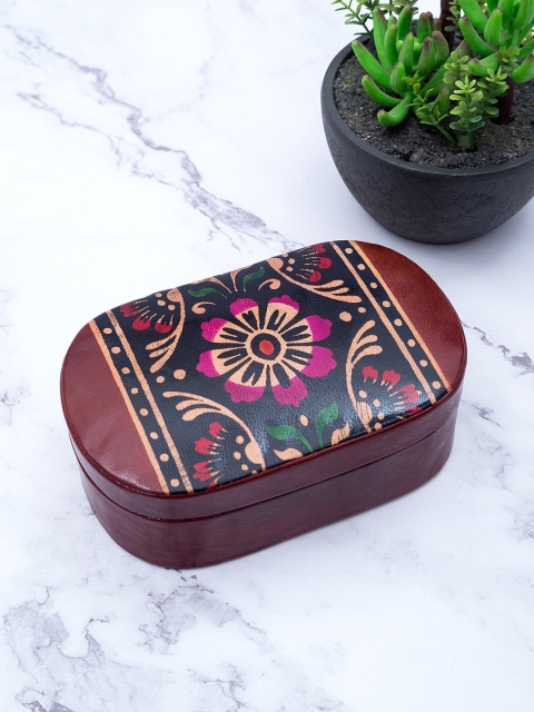 

Golden Peacock Burgundy & Black Printed Jewellery Organiser