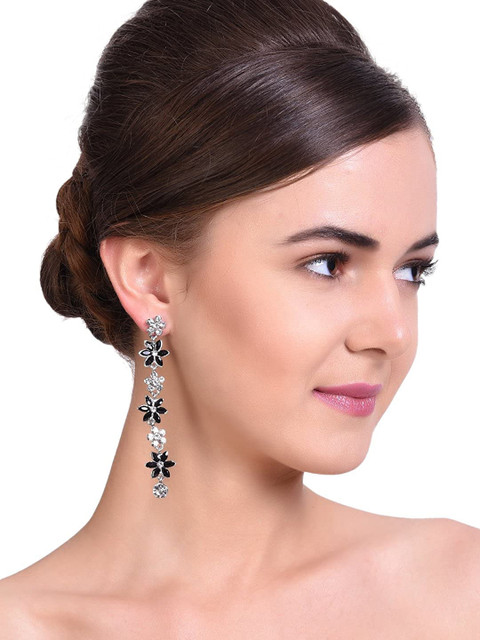 

Mali Fionna Black & White Floral Drop Earrings