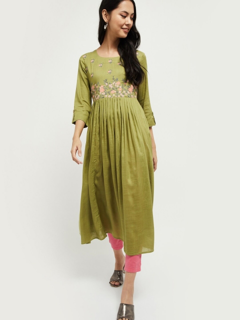 

max Women Green Embroidered Anarkali Kurta