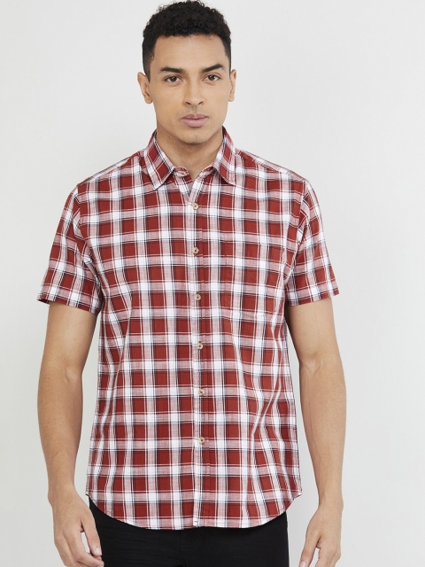 

max Men Red Slim Fit Checked Casual Shirt