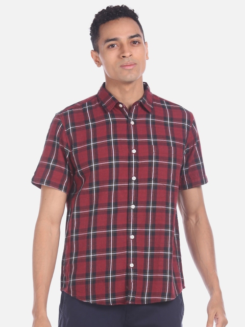 

Ruggers Men Maroon Regular Fit Checked Casual Shirt