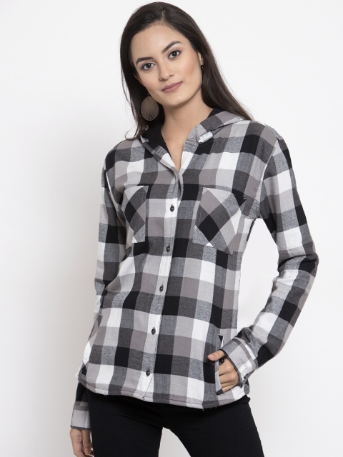 

ATRAENTA Women White & Black Checked Sweatshirt