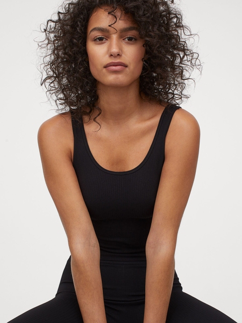 

H&M Women Black Solid Cropped Seamless Sports Top