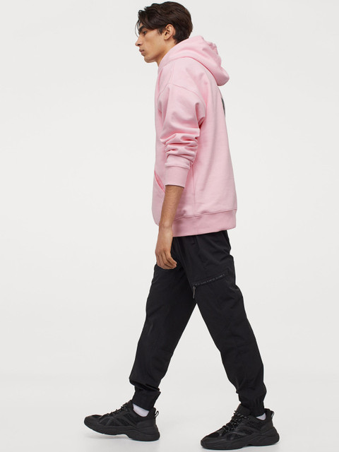 

H&M Men Pink & Black Printed Hoodie