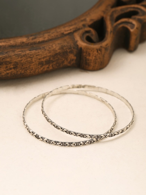 

ADORN by Nikita Ladiwala Set of 2 Silver-Toned & Brown Handcrafted Bangles