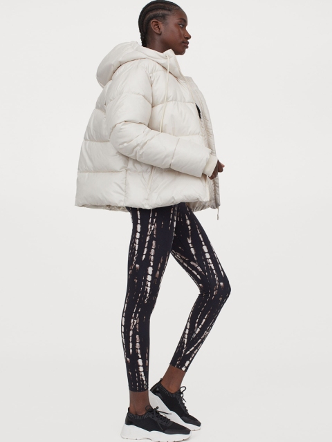 

H&M Women Black Sports Tights