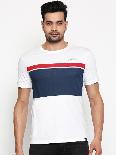

People Men Off-White & Blue Colourblocked Round Neck T-shirt