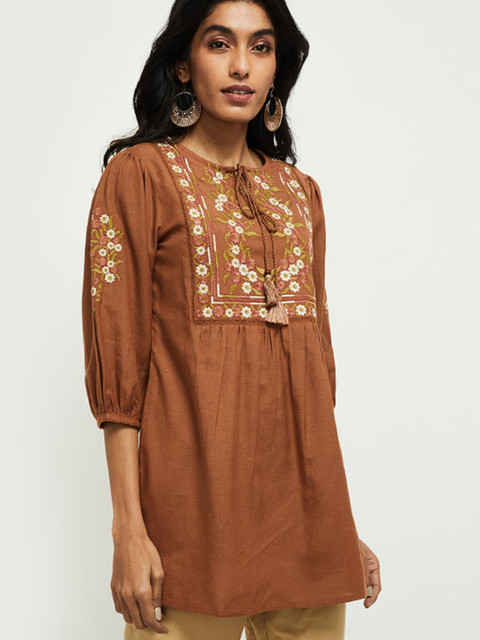 

max Women Brown Embroidered Top