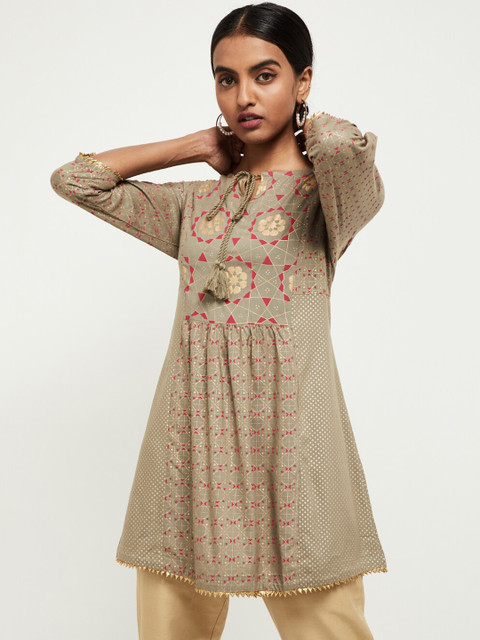

max Women Grey Printed Top