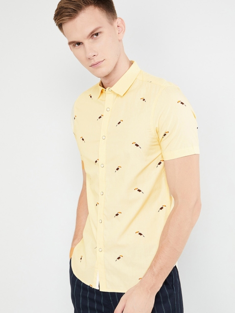 

max Men Yellow Slim Fit Printed Casual Shirt